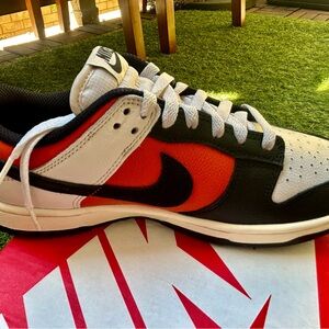 Nike Dunk Low Retro Phantom Black - Vintage Coral Sneakers